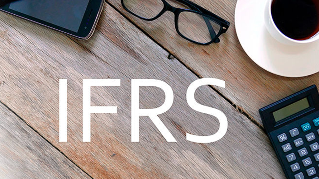 Domina las IFRS: Actualiza tus conocimientos contables con Teleduc UC